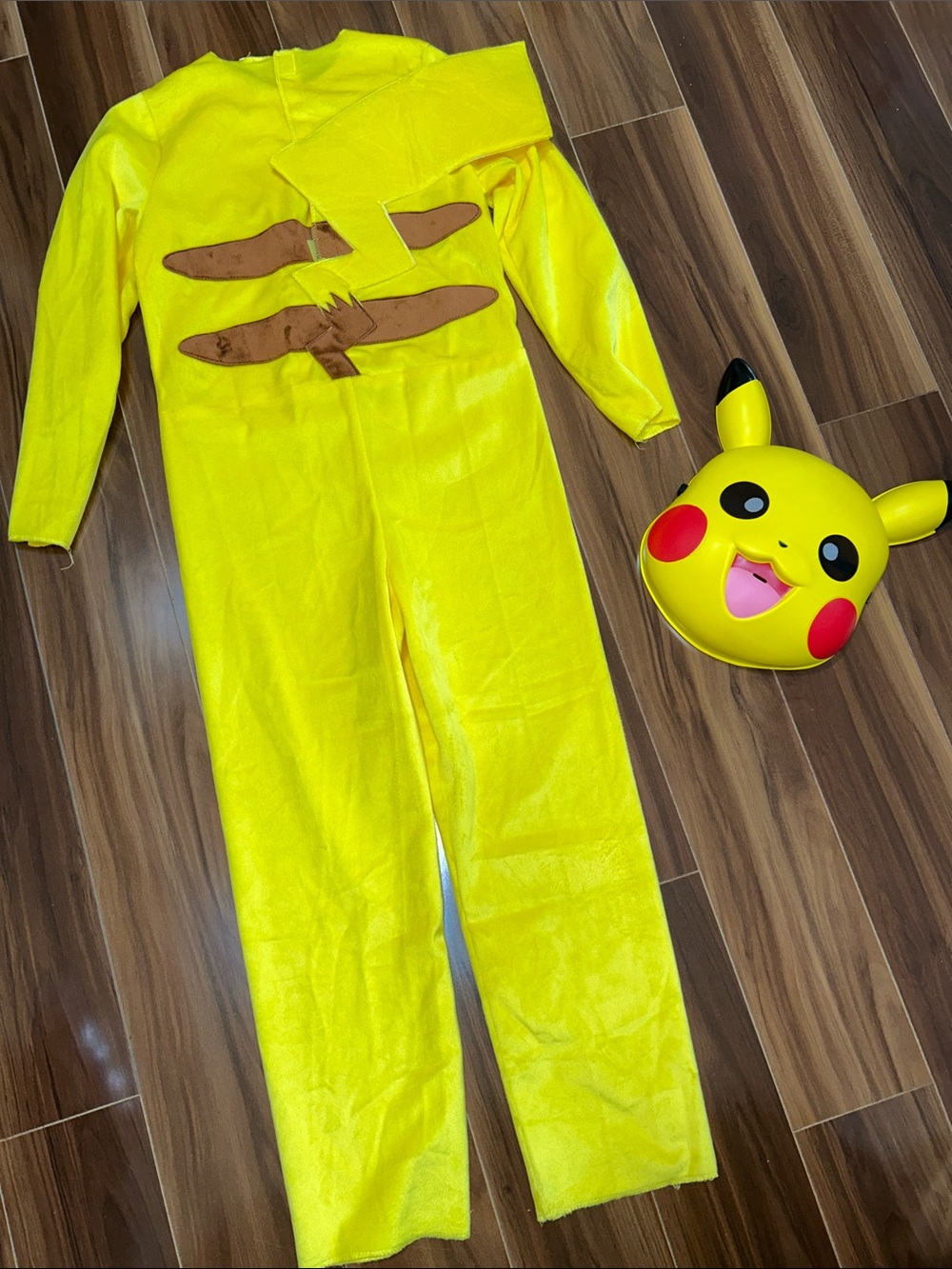 Medium Kids Pokemon Pikachu Halloween costume